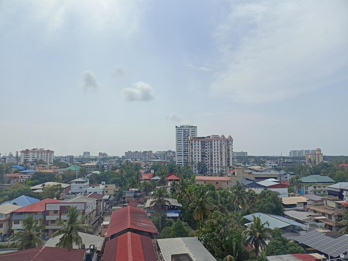 Presidency Kochi City Centre Extérieur photo
