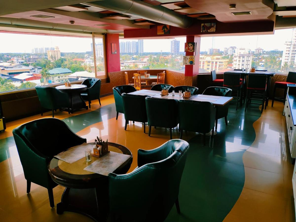 Presidency Kochi City Centre Extérieur photo