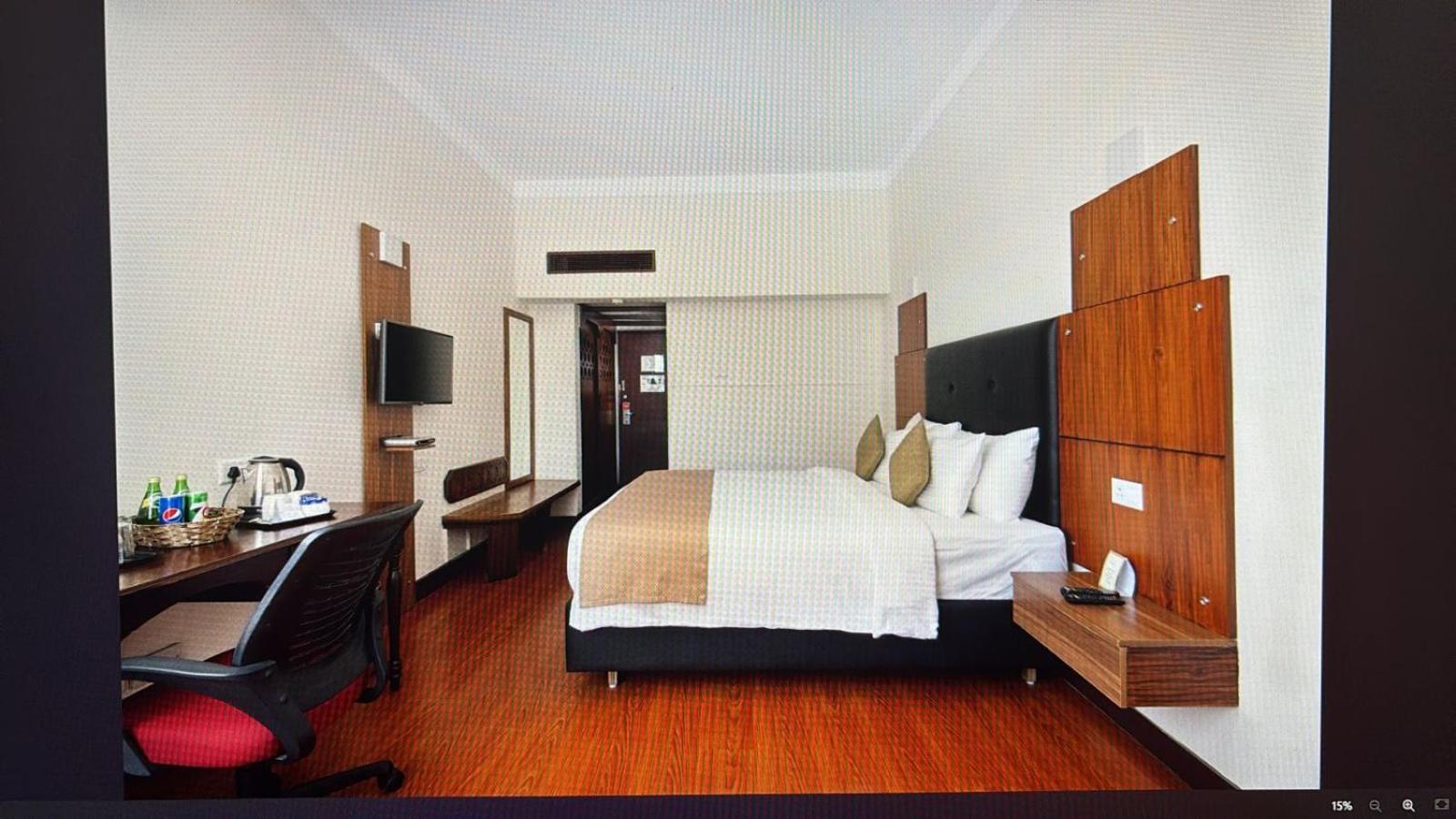Presidency Kochi City Centre Extérieur photo