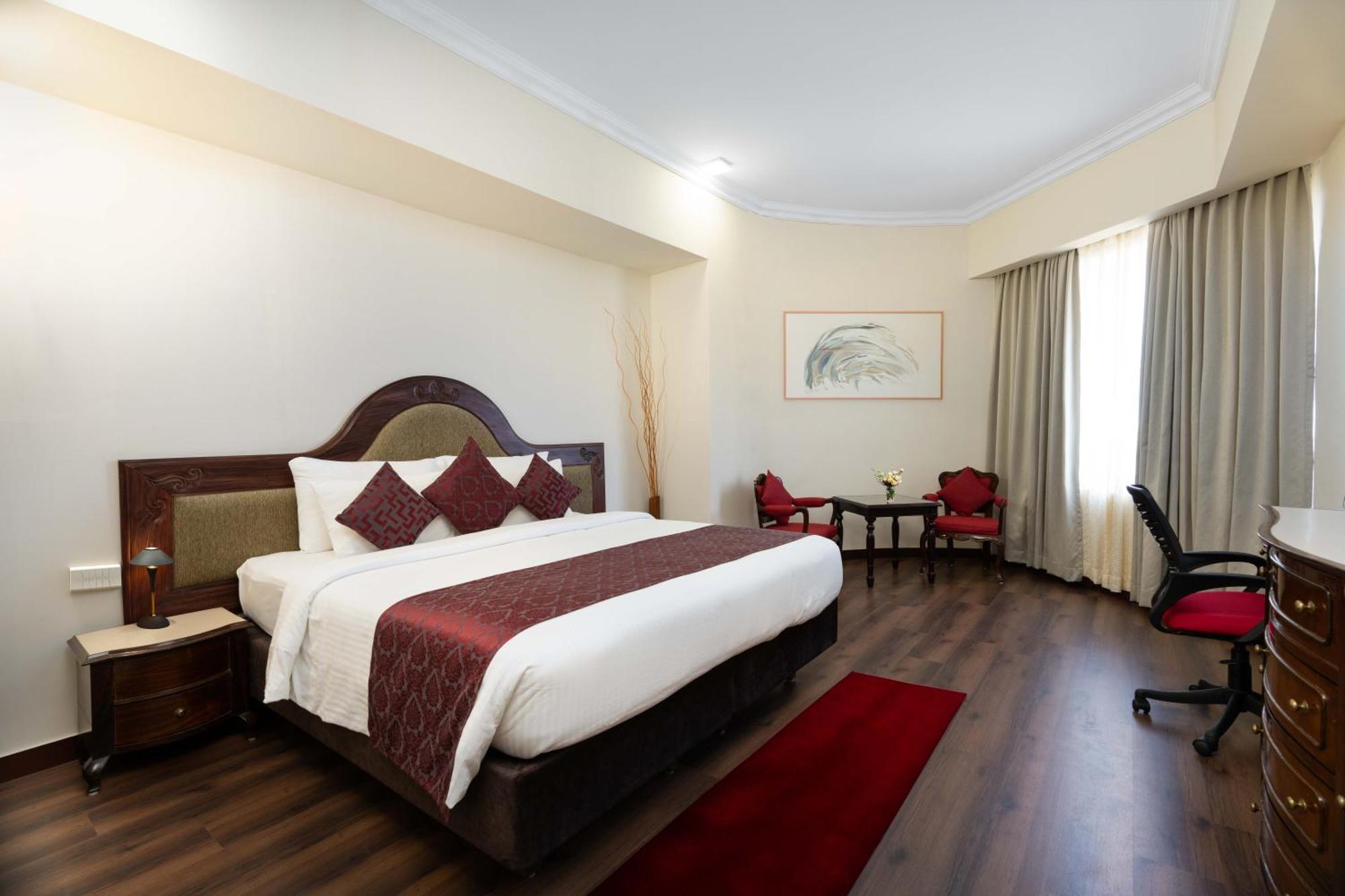 Presidency Kochi City Centre Extérieur photo