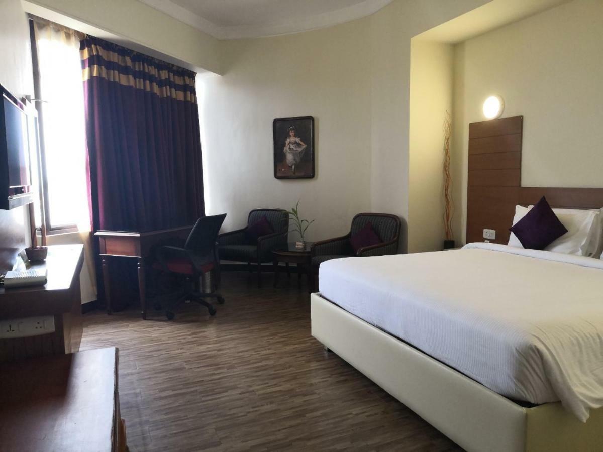 Presidency Kochi City Centre Extérieur photo